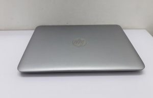 Laptop-HP-820-G3-van-phong